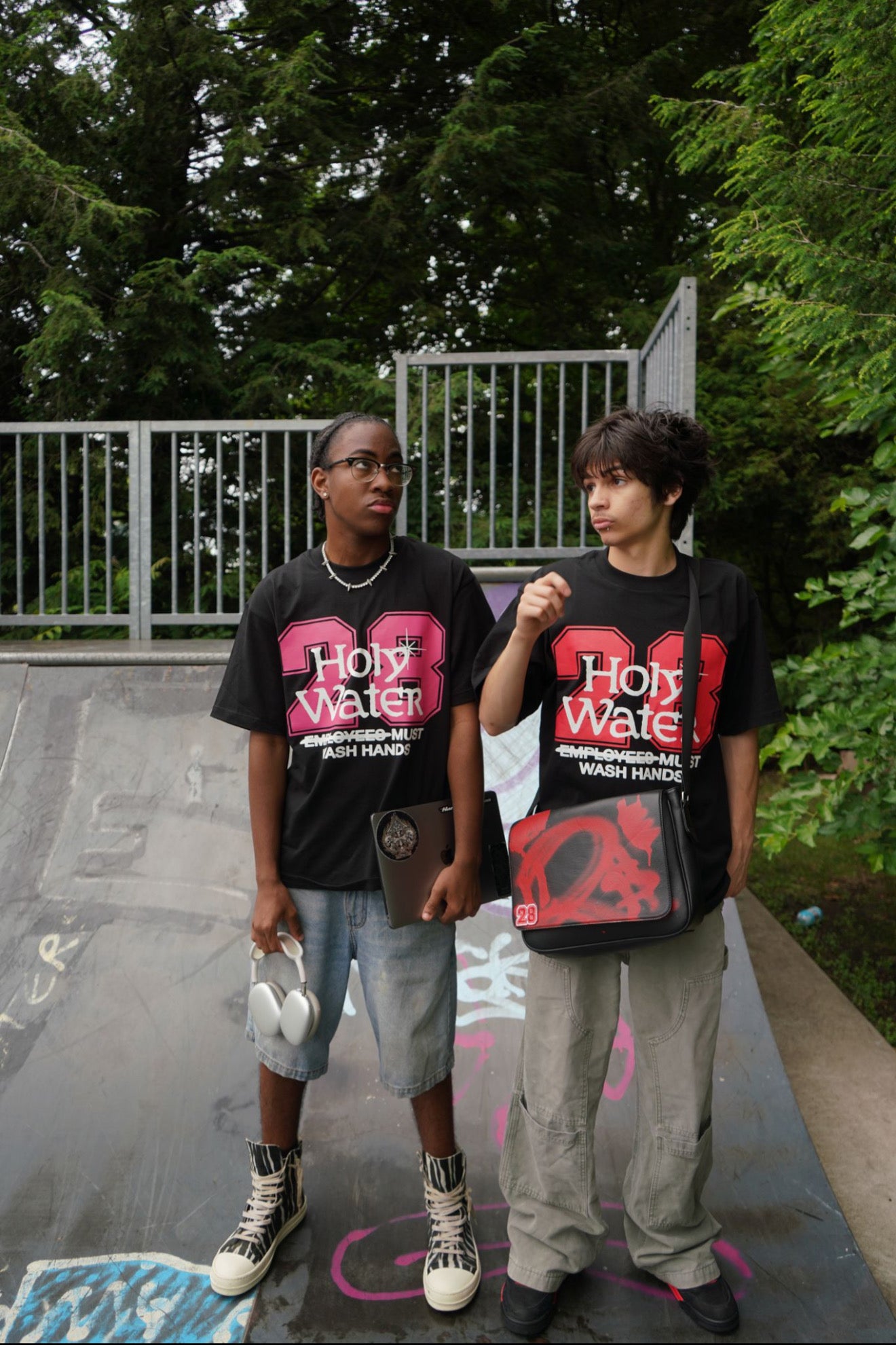 [HOLY WATER] 28 T SHIRT