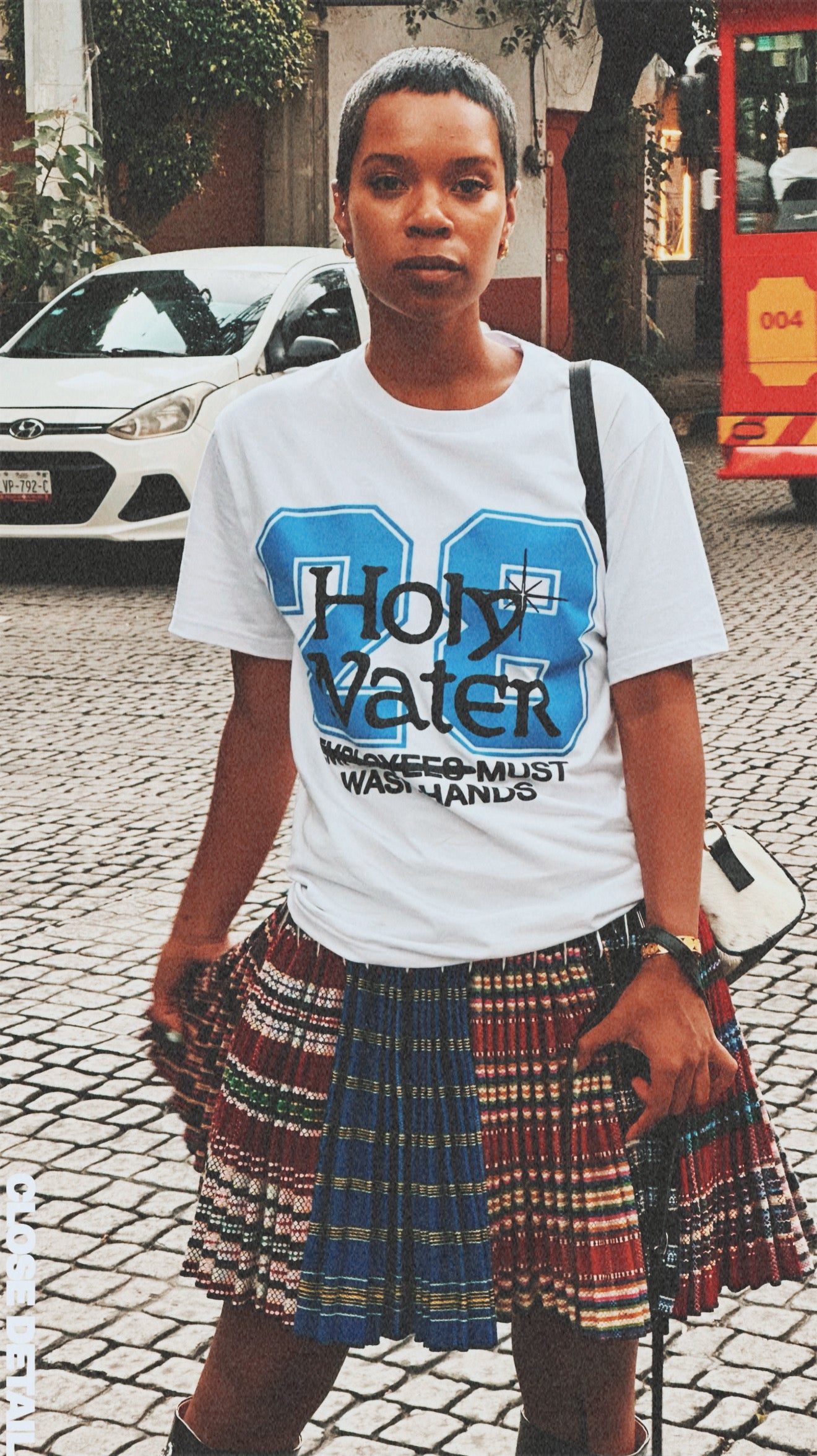 [HOLY WATER] 28 T SHIRT